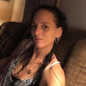 Meet your Posher, Lois